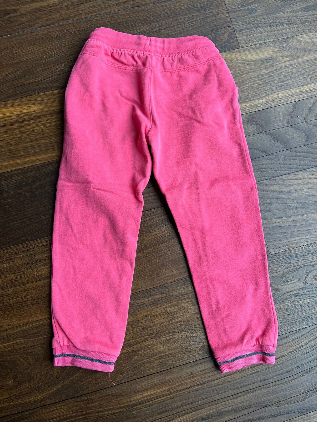 Vertbaudet Pantaloni: Vertbaudet Hose Trainerhose Gr. 110 / 5 Jahre – Usato da Affoltern am Albis venduto da Blackrhythm 1