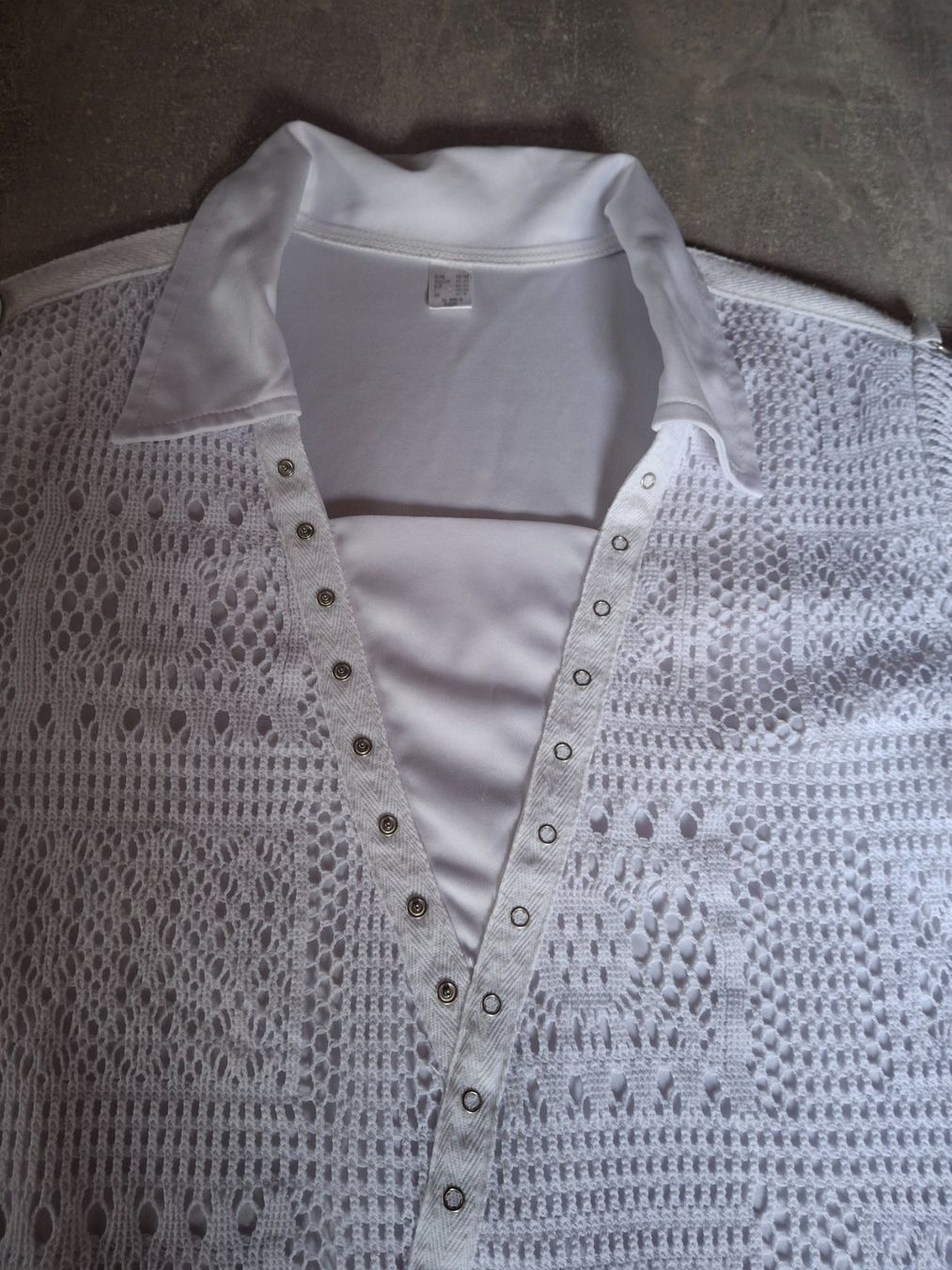 Maglioni & Felpe: Pull blanc manches ajourées taille 40/42 – Usato da Villiers venduto da san_jn5w 1