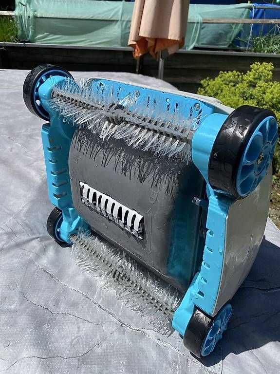 Accessori per Piscine: Poolreinigungs-Roboter ZX300 – Usato da Wiggen venduto da WiggerUlle 1