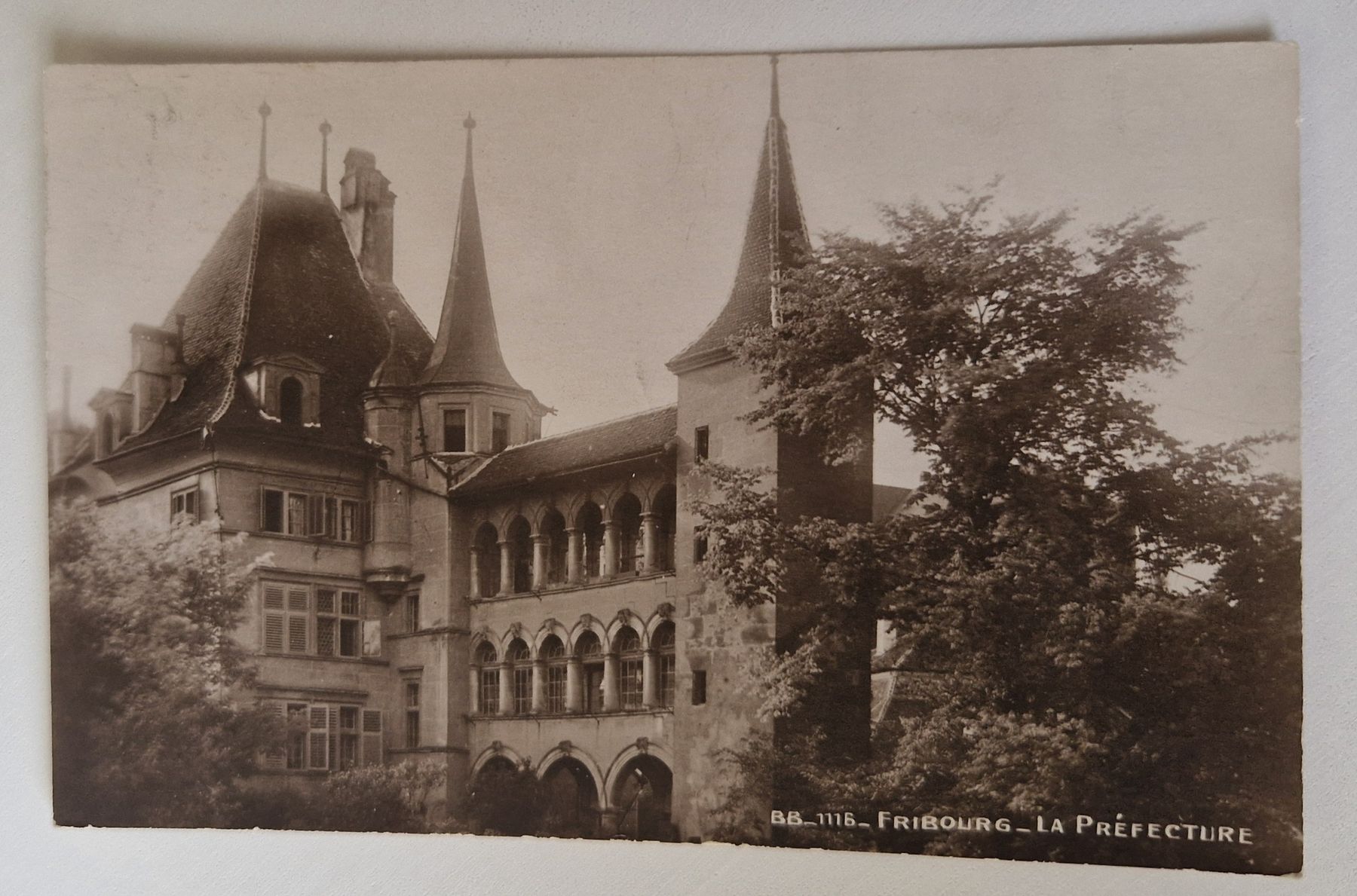 Ansichtskarten: Fribourg, la Préfecture 1917, n. Paris – Gebraucht aus Ebikon von Donar50