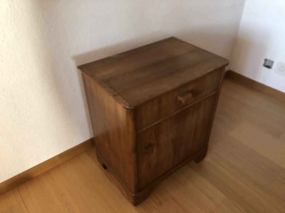 Comodini: Nachttisch – Usato da Volken venduto da SavitaIndia 1