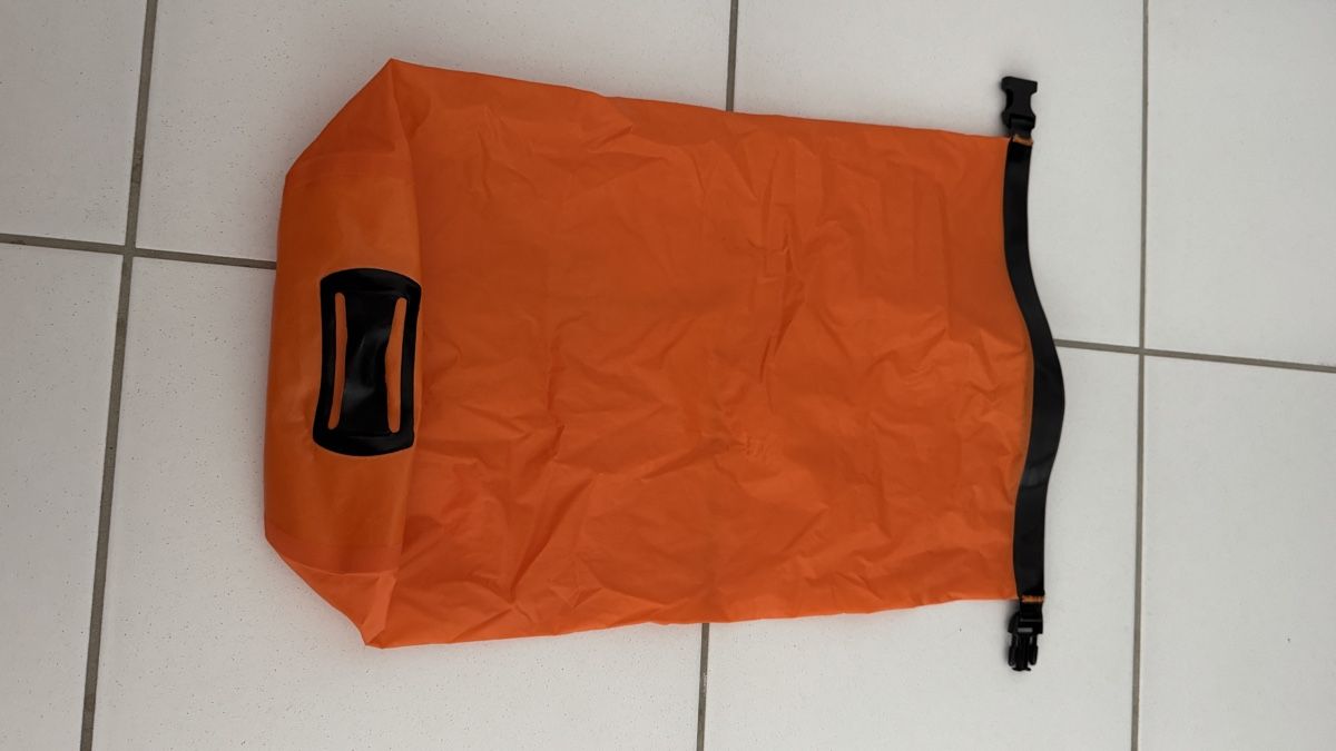 Ortlieb Taschen: Ortlieb Drybag orange wasserdicht – Gebraucht aus St. Gallen von Fea_Li 1