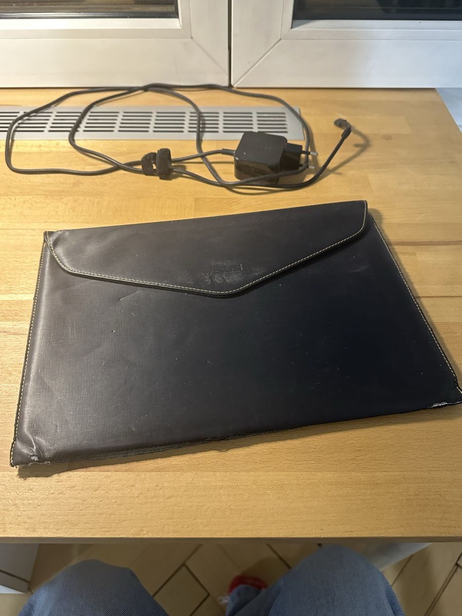 Asus Notebook: ASUS Zenbook Pro 2018 – Usato da Zürich venduto da justus_grabowsky 6