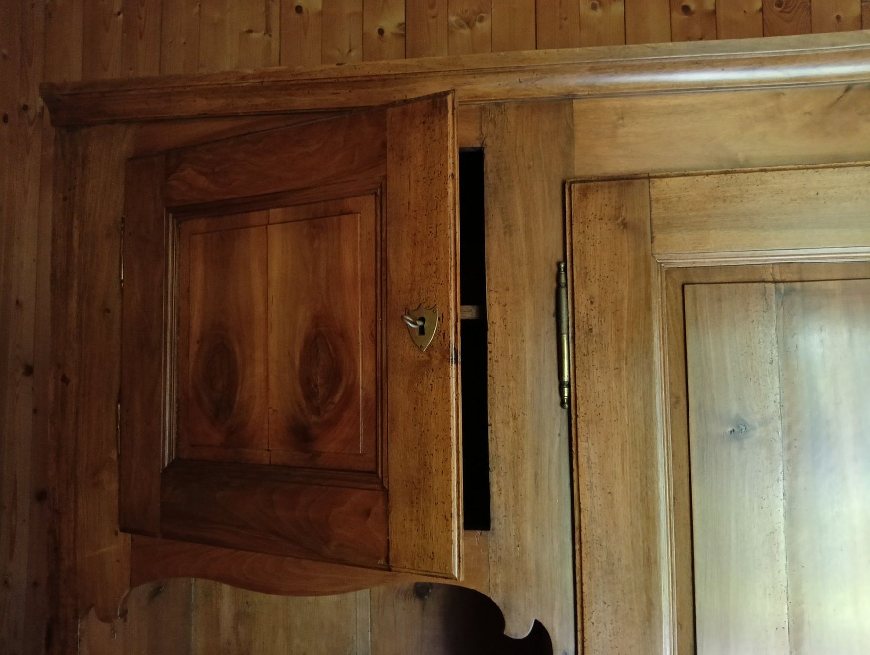 Armadi: Original Biedermeier Schrank - restauriert – Usato da Lumino venduto da Happy4Happy 5