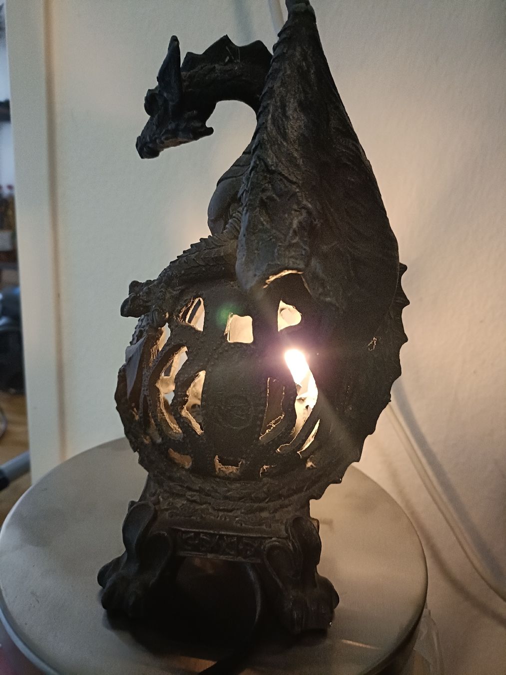 Tutte le decorazioni: Dekorative Drachen-Kugel Lampe – Usato da Schinznach Bad venduto da knucker 2