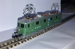 Ae 6/6 SBB  CFF verte en boite Minitrix