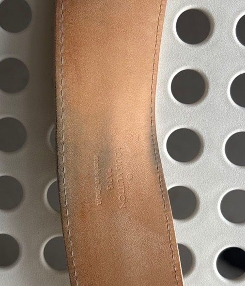 Louis Vuitton Gürtel: Louis Vuitton Gurt – Gebraucht aus Ringgenberg BE von ser_vx8t 1