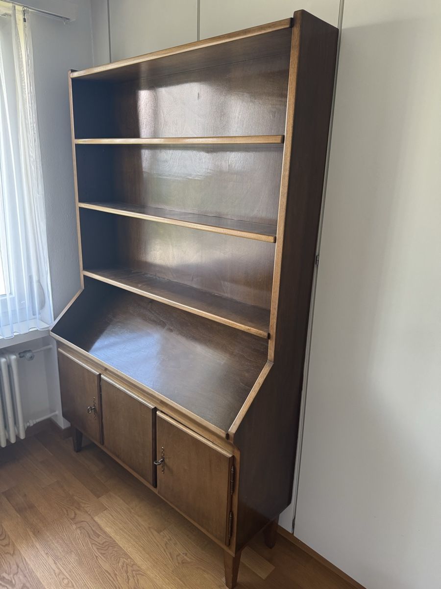 Scaffali: Antikes Büchergestell massives Holz – Usato da Langnau am Albis venduto da pla_2vk5