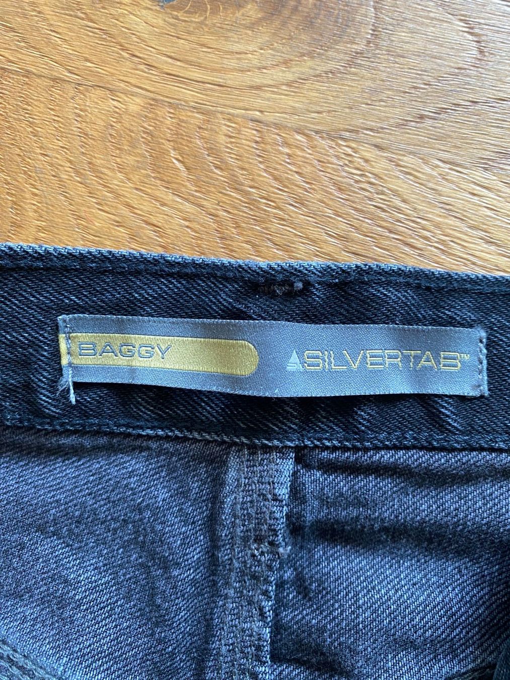 Levi's Jeans: Levi's® SILVERTAB BAGGY – Nuovo (secondo la descrizione) da Kriens venduto da Flavio-Rosanna 2