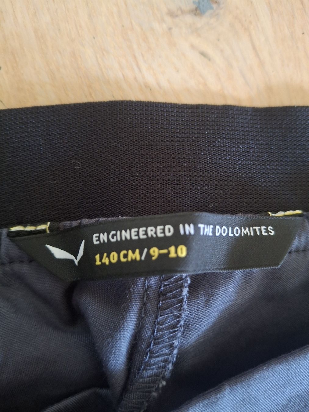 Salewa Pantaloni: Salewa Wanderhosen 128 und 140 – Usato da Fribourg venduto da Palli294 2