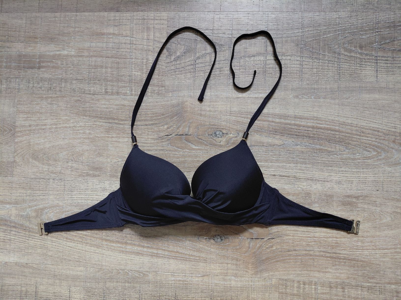 Maillots de bain & Bikinis: Bikini Oberteil 80D – Neuf (Voir description) à Balsthal par Leila_Luna
