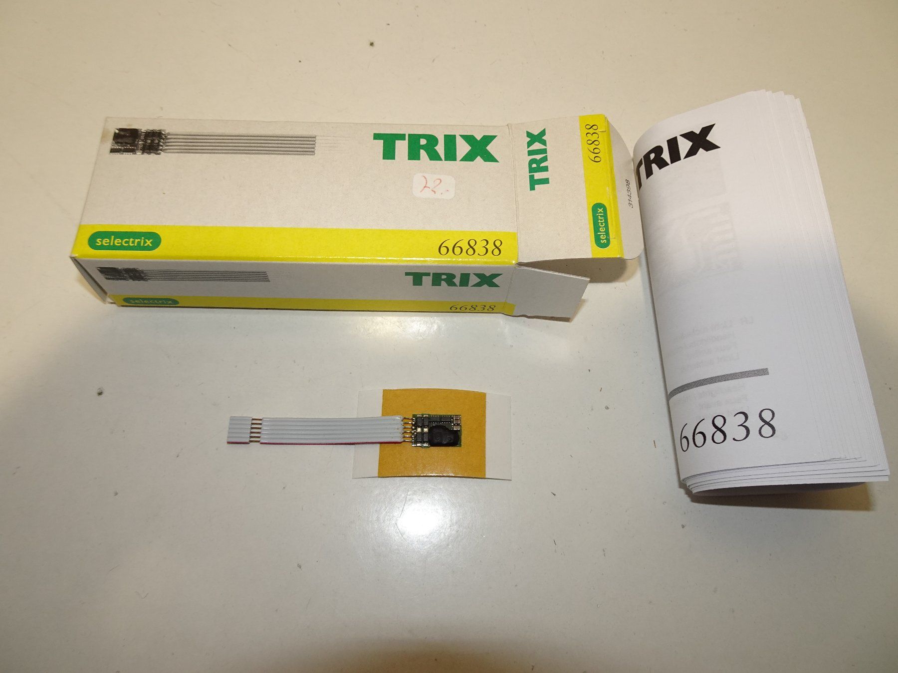 Trix Modelleisenbahnen: Trix Selectrix Digital Decoder 66838 – Neu (gemäss Beschreibung) aus Luzern von