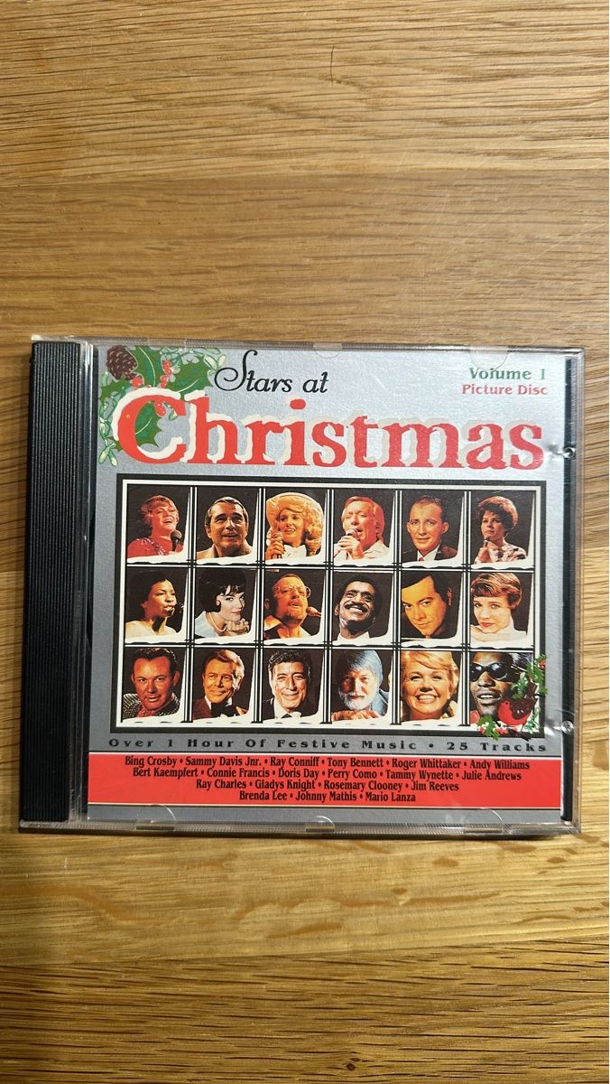 CD: Stars at Christmas, Volume 1 – Usato da Münsingen venduto da Sim2977
