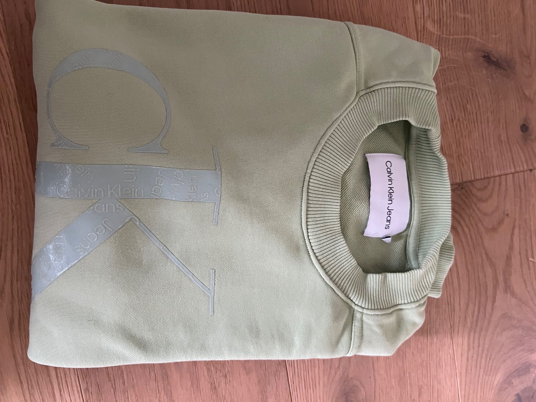 Calvin Klein Lotti di vestiti: Calvin Klein Trainerhose + Pulli – Nuovo (secondo la descrizione) da Lufingen venduto da des_9gd8 6