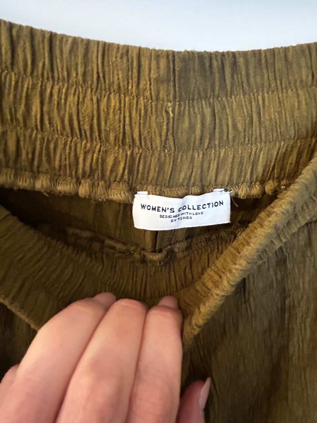 Tchibo Pantaloni: Tchibo Stoff-Hose: Gr. 40, khaki – Usato da Basel venduto da Interstellar85 3