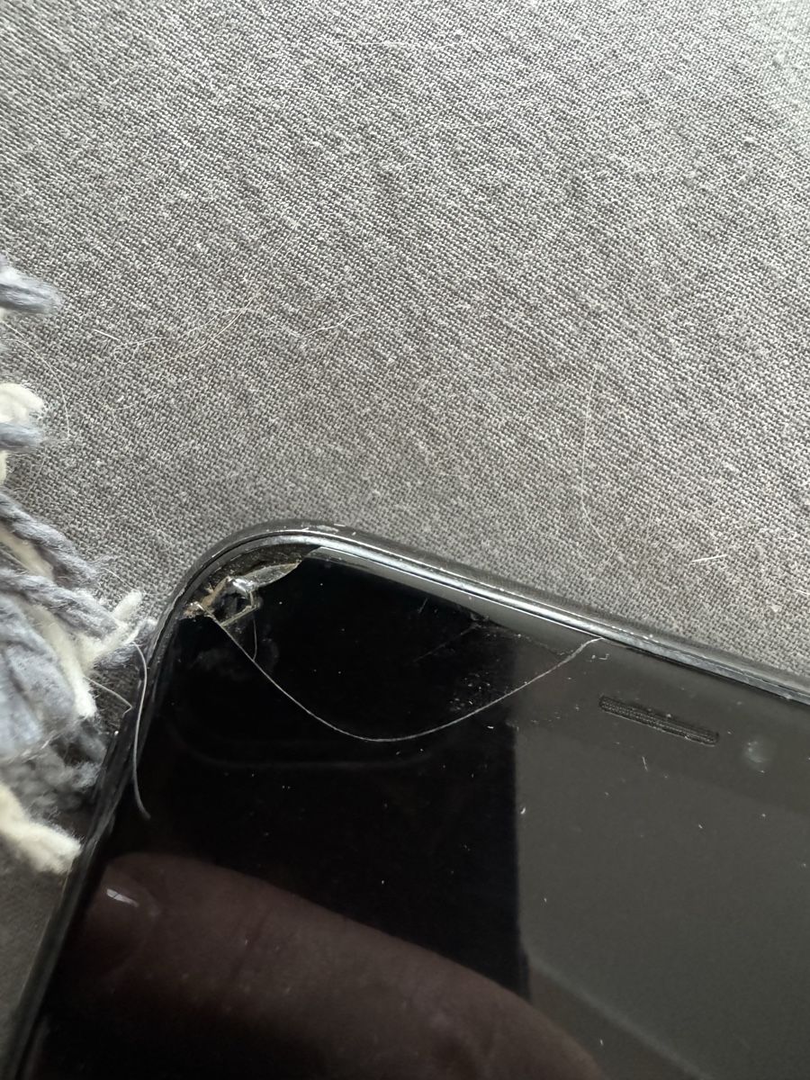 Apple Telefoni cellulari / Smartphones: Apple iPhone XS schwarz 64GB – Usato da Samstagern venduto da pipistrelli01 2