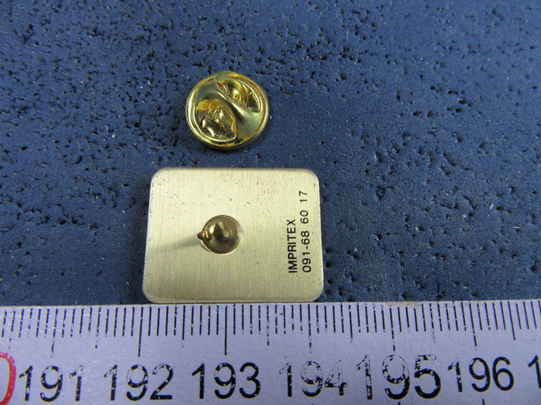 Swiss Placchette & Badge: LANGENTHAL BE KANT. TURNFEST PIN – Usato da Ettingen venduto da Hausi4711 1