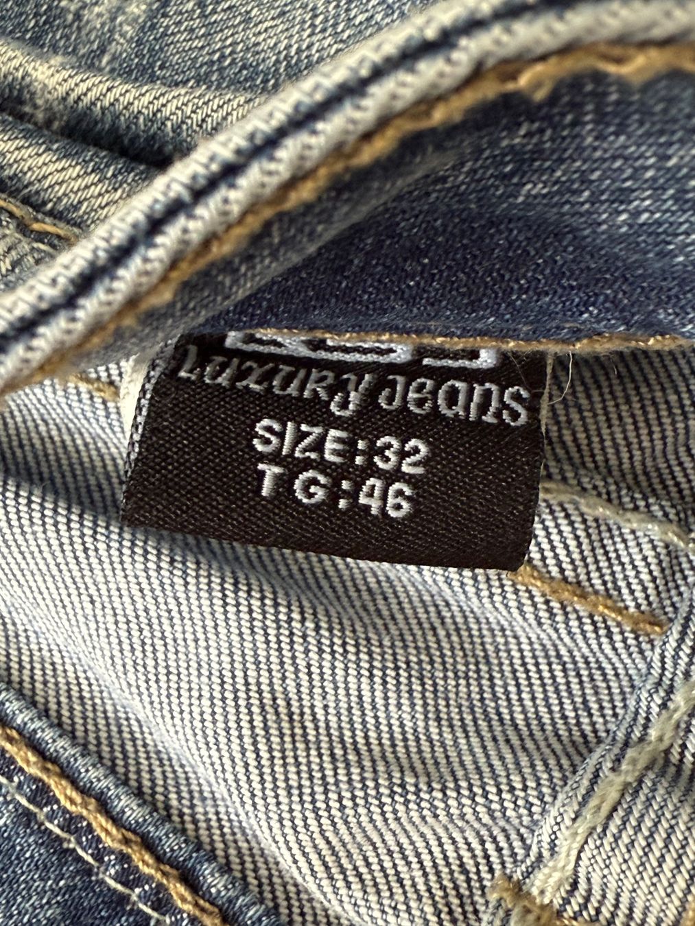 Jeans: y2k jeans – Usato da Zürich venduto da yan_8k89 1