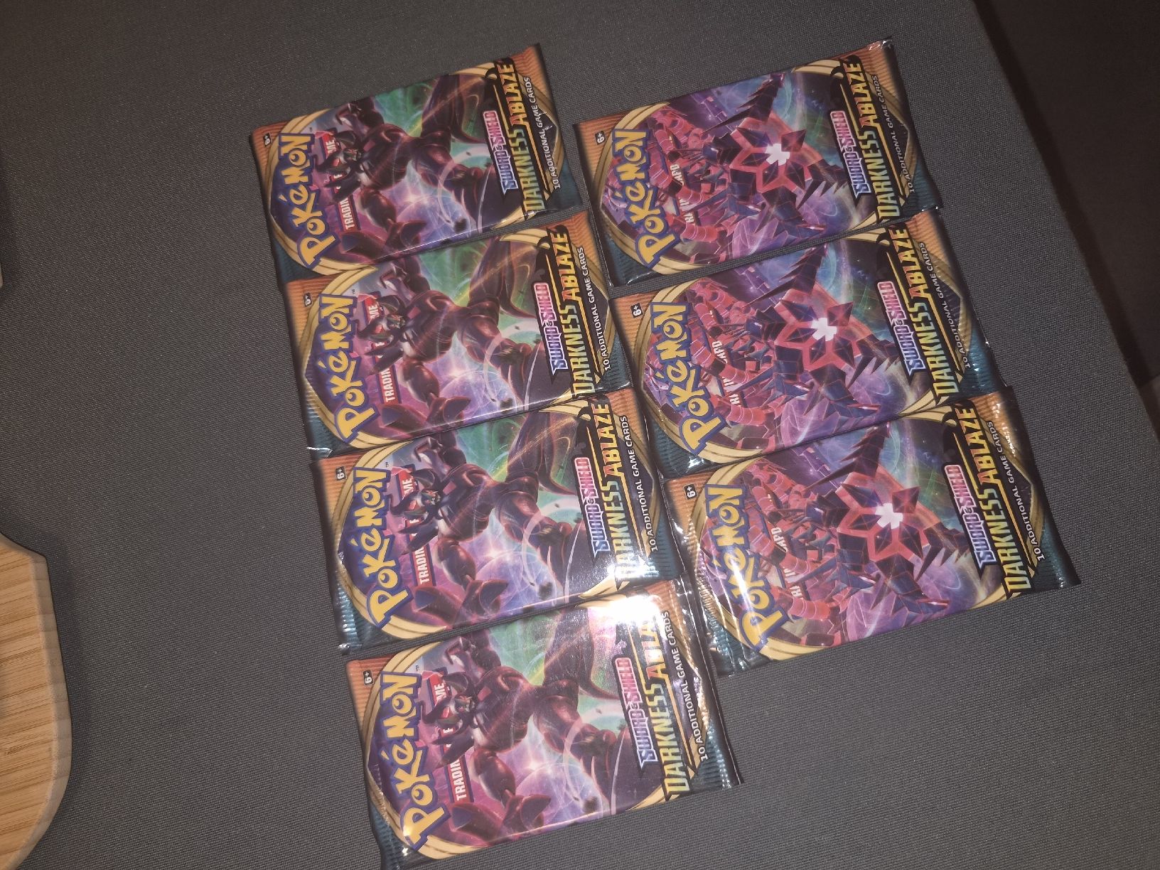 Pokémon Sammelbilder & Trading cards: Boosters Darkness ablaze – Neu (gemäss Beschreibung) aus Les Acacias von S.Vieira 1