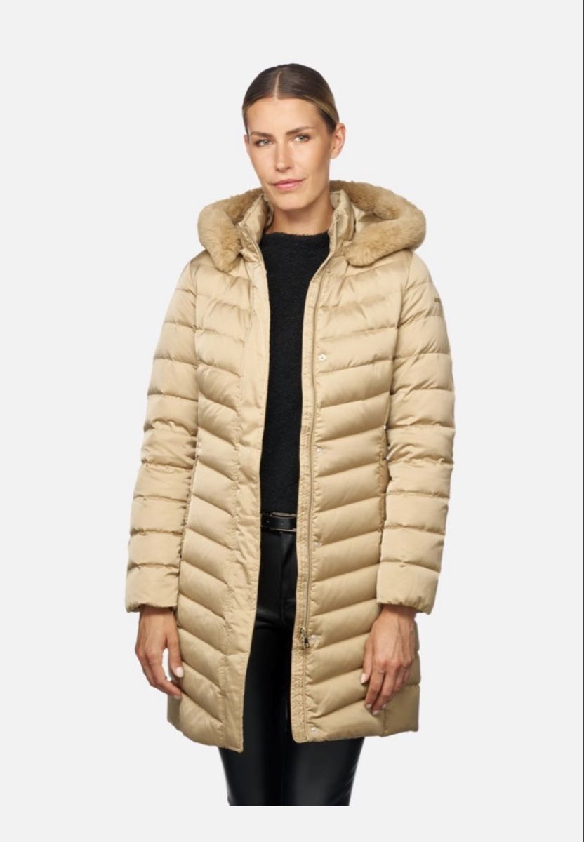 Vestes: Winterjacke – Neuf avec emballage d'origine à Immensee par ole_j97w 1