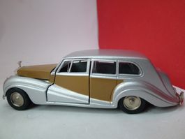 Rolls Royce - von SAKURA - made in  Japan - schwer und rar !