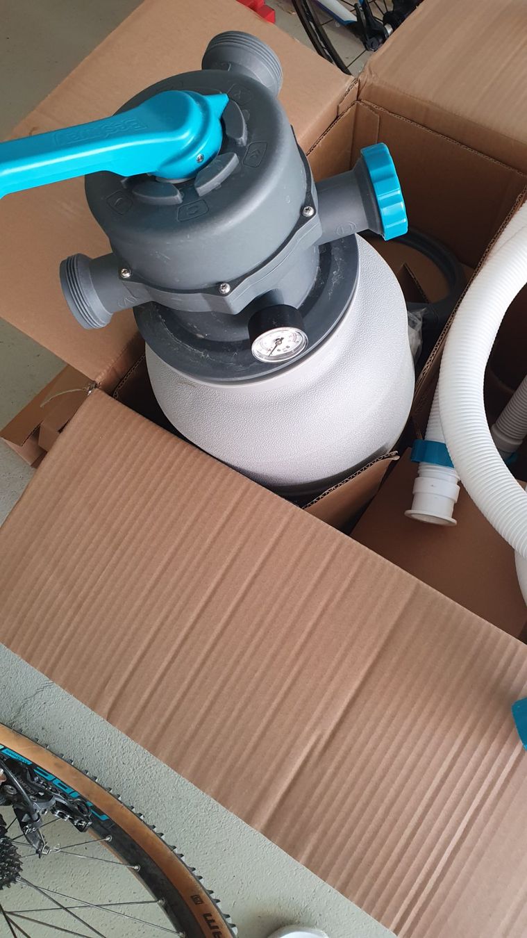 Bestway Schwimmbad-Zubehör: Sandfilteranlage, Poolpumpe – Gebraucht aus Grafenried von Zhenya