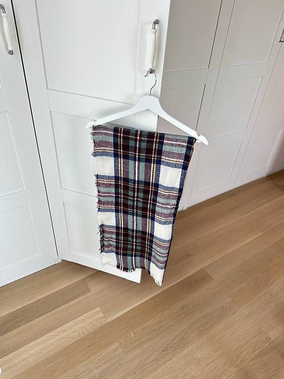Foulard & Sciarpe: Zara Schal 2 – Usato da St. Gallen venduto da Sabrinaaa 3