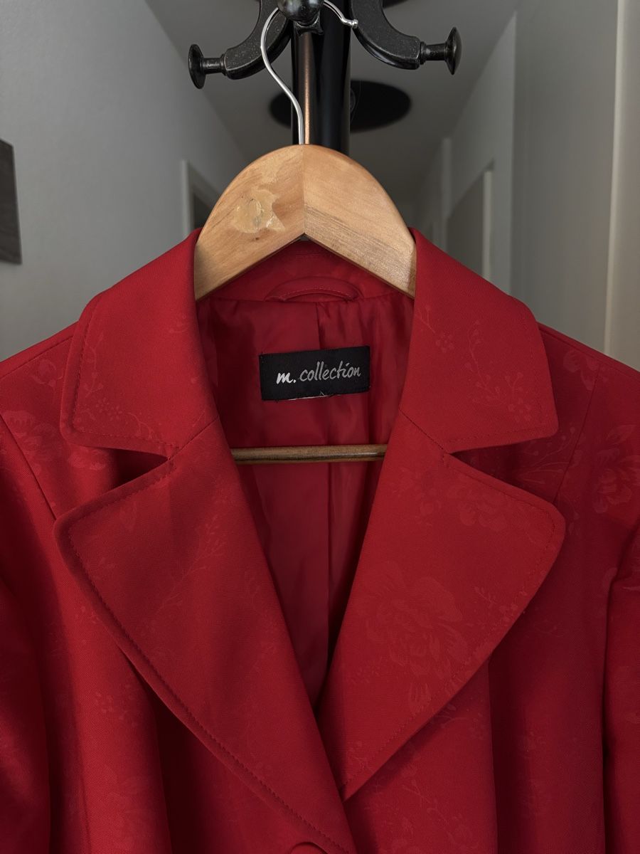 Giacche: Veste blaser rouge élégante, taille 42 – Usato da Savièse venduto da aly_zc2h 1