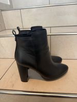 Buffalo ankle boots black high heels