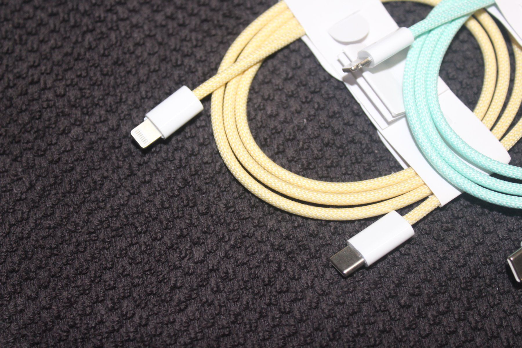 Cavi: 4er Set geflocht Ladekabel USB-C Lightning iPhone Mix Farben – Nuovo (secondo la descrizione) da Kirchdorf AG venduto da Apost008 3
