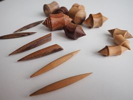 Plot aus gedrechselten Plugs und Spikes, versch. Grössen
