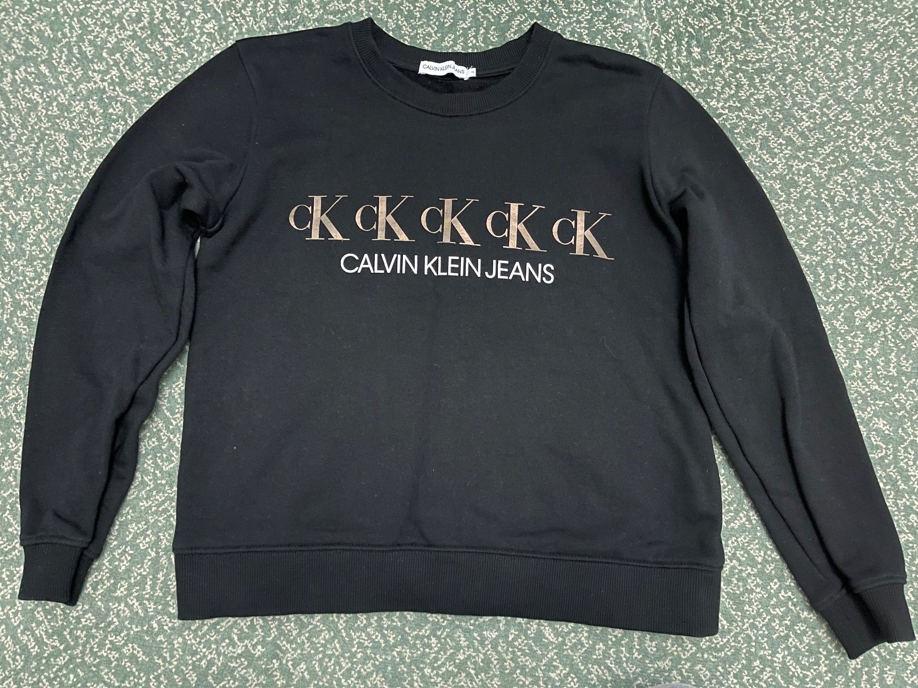 Calvin Klein Maglioni & Felpe: Mädchen Pullover Calvin Klein Gr. 16 Jahre – Usato da Zürich venduto da Kia78