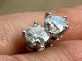 Luxus Elegante 2x 1 ct Zirkonia Ohrstecker Farbe:Silber