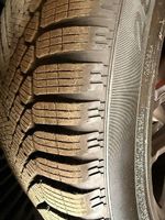 Pirelli Winter Scorpion 2, fast neu