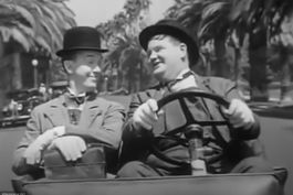 16mm Film / Laurel & Hardy / Busy Bodies