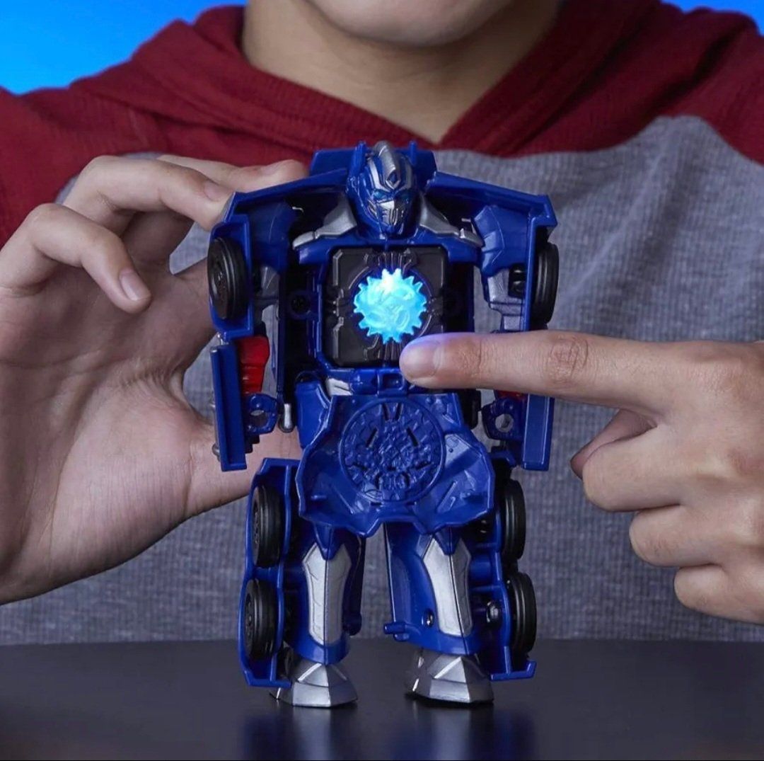 Hasbro Jouets: Transformers Optimus Prime – Neuf avec emballage d'origine à Danis par Stgirat 3