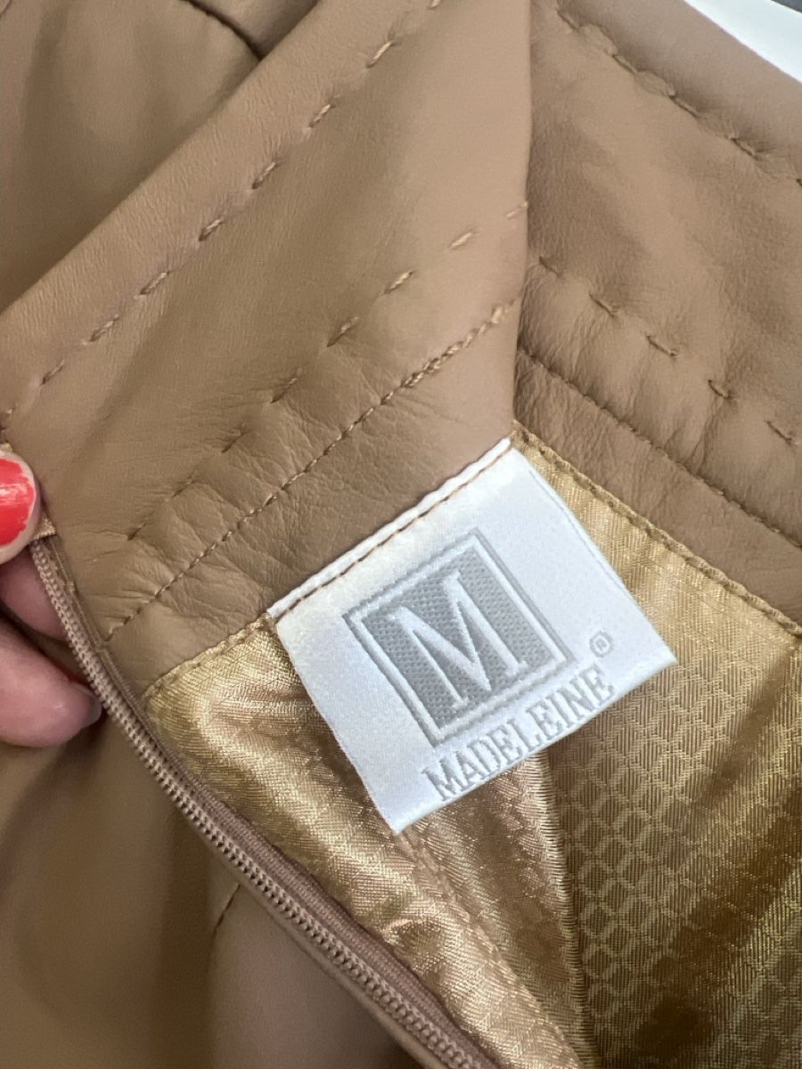 Madeleine Gonne: Madeleine Lederrrock beige Gr. 36 – Usato da Olten venduto da AtelierSecondhand23 4