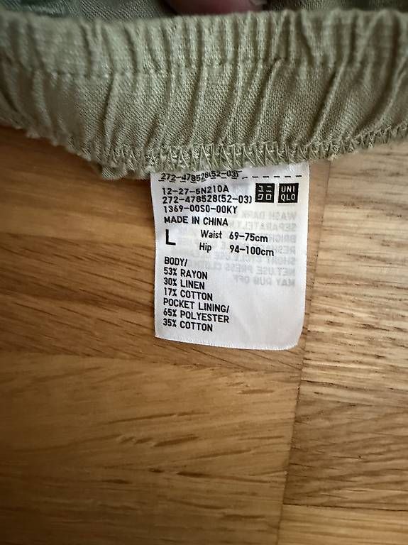 Pantalons: Uniqlo Leinen Hose – D'occasion à Zürich par san_7n2l 2