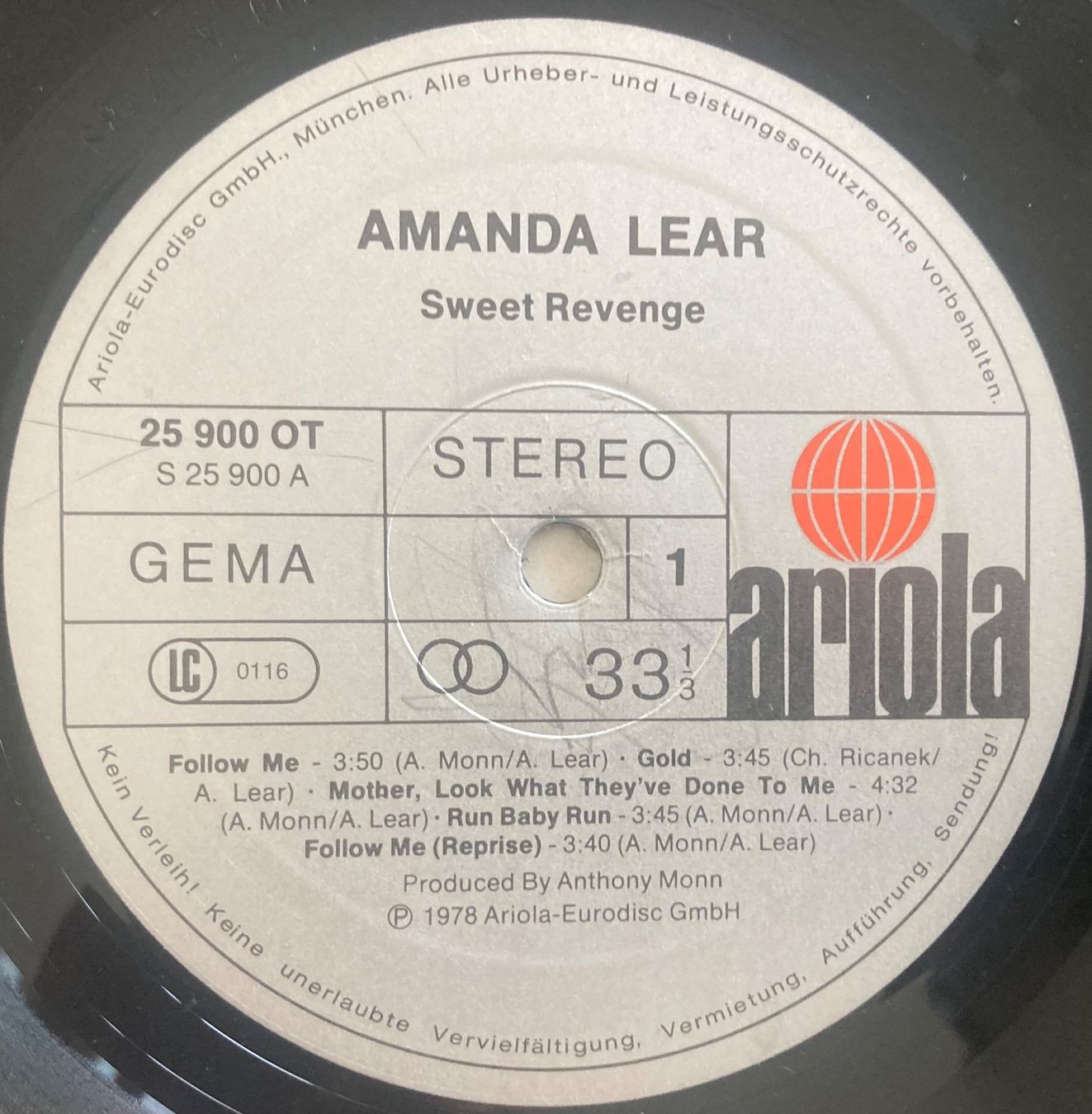 Vinyles: AMANDA LEAR - SWEET REVENGE – D'occasion à Poliez-Pittet par Newtown-Records 2