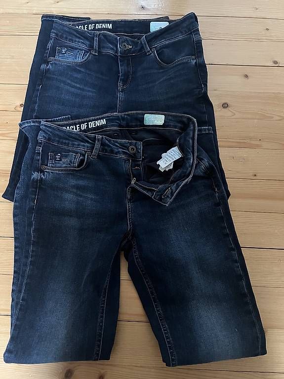 Jeans: Jeans – D'occasion à Ehrendingen par Babette010