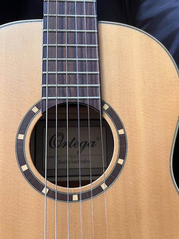 Strumenti musicali: Ortega 1/2 Kinder gitarre  – Usato da Küsnacht ZH venduto da Silkefranz 1
