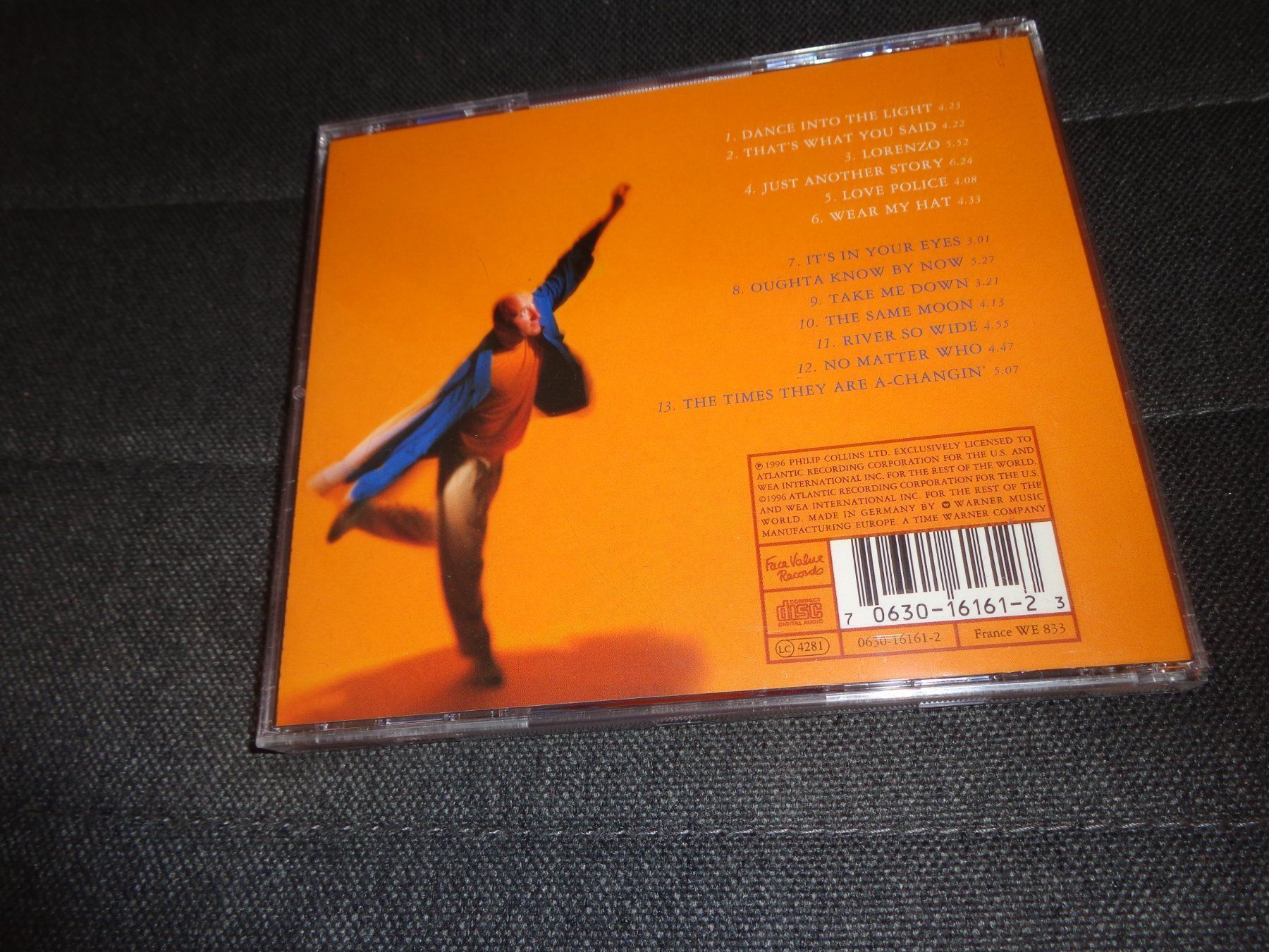 CD: Phil Collins - Dance into the Light CD – Usato da Olten venduto da Disc-Ausverkauf 1