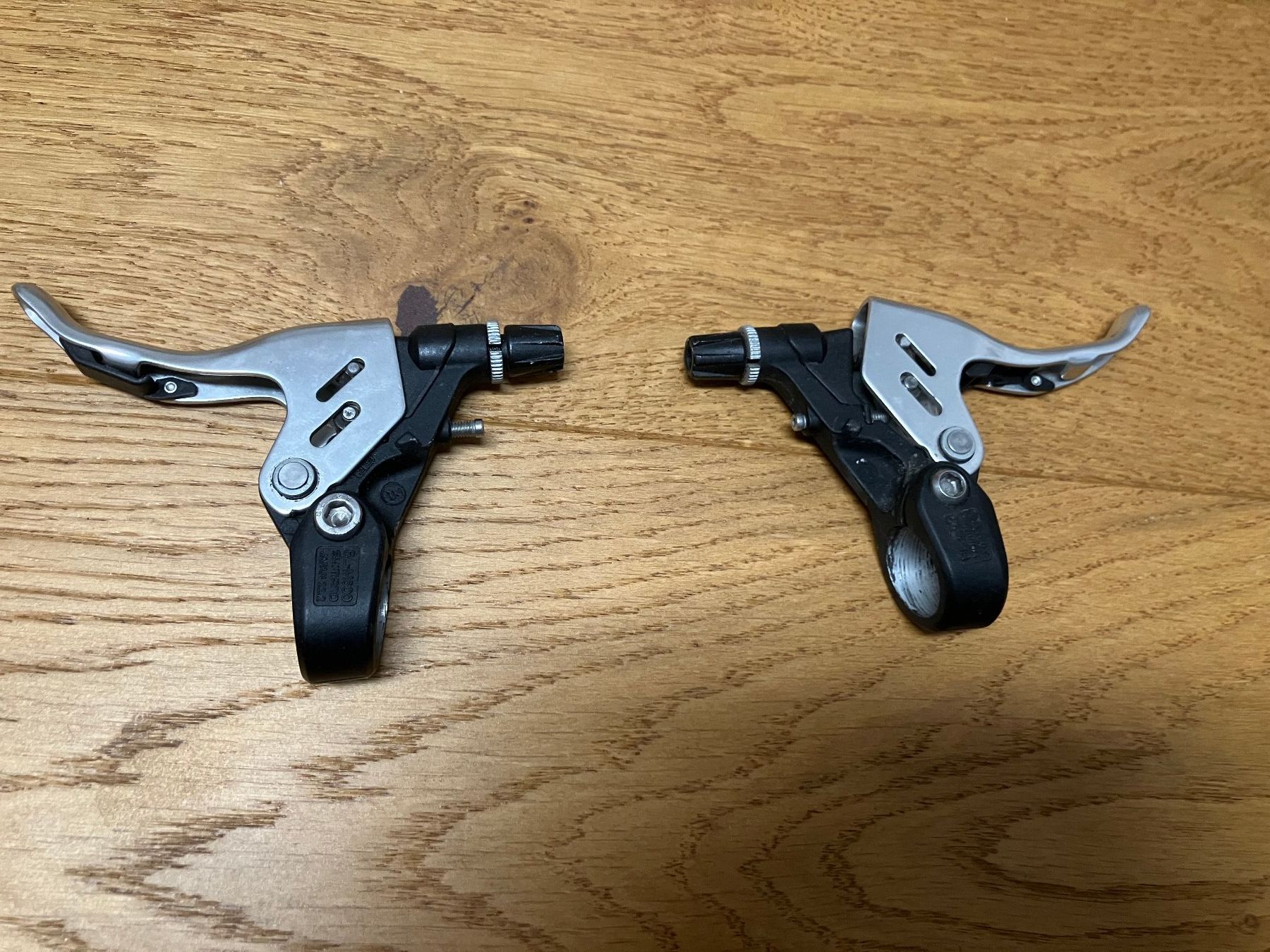 Pezzi di ricambio: Shimano Wave Action Bremsgriffe – Usato da Obermumpf venduto da Estrela67 3