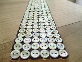 Riesige Knopfkarte 144 Perlmuttknöpfe Perlmutt Knöpfe