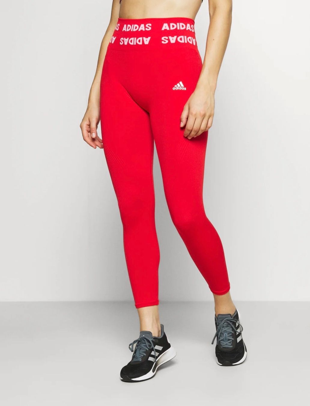 Adidas Leggings: Adidas Sportleggins – Nuovo (secondo la descrizione) da Henau venduto da martina_1998