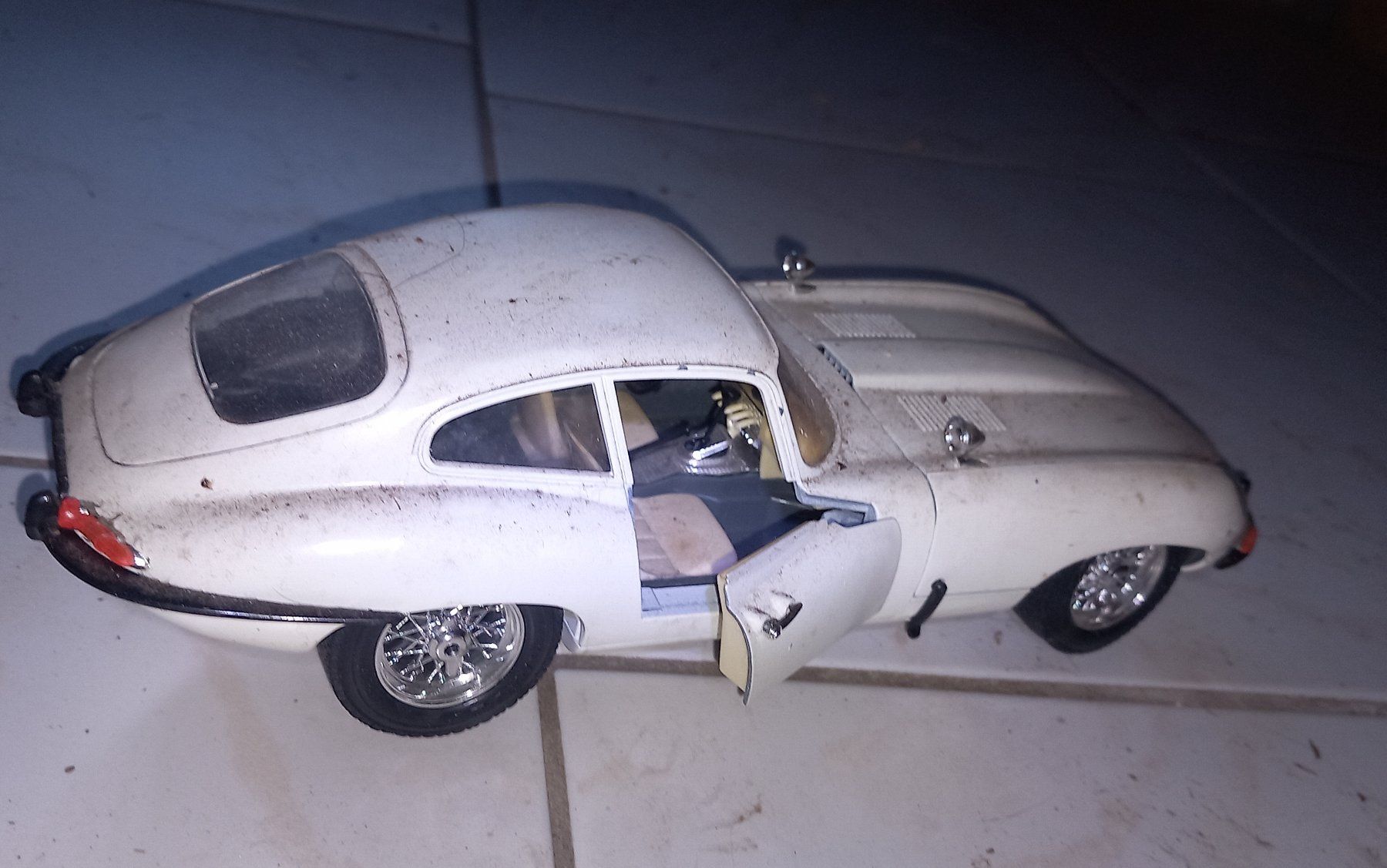 Jaguar Modellautos: JAGUAR E SGALE MODELS – Gebraucht aus Ried-Brig von ugukim