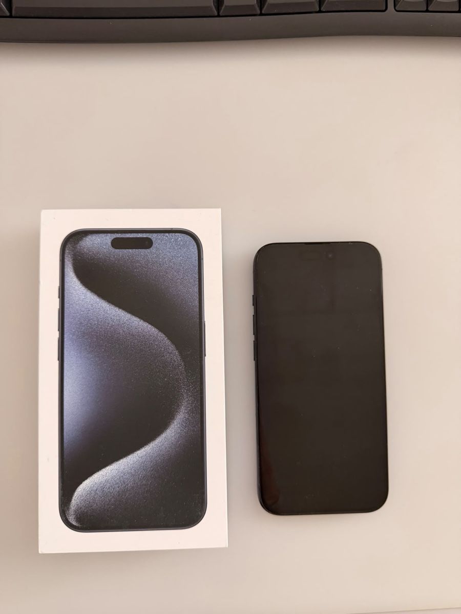 Apple Handys / Smartphones: iPhone 15 Pro in blau  - 256 GB  - 88% Batterie – Gebraucht aus Basel von zukk_ 1