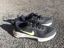 Nike Turnschuhe Gr 40