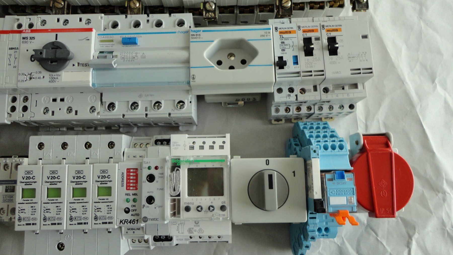 Alimentazione elettrica: FI & Leitungsschutzschalter LINDNER – Usato da Emmen venduto da Dora024 6
