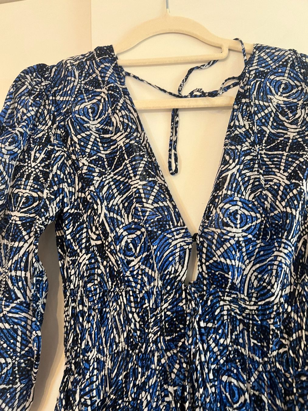 Maje Kleider: Wunderschönes Kleid der Designermarke Maje, Gr. 36 – Neu (gemäss Beschreibung) aus Luzern von Buetzel19 1